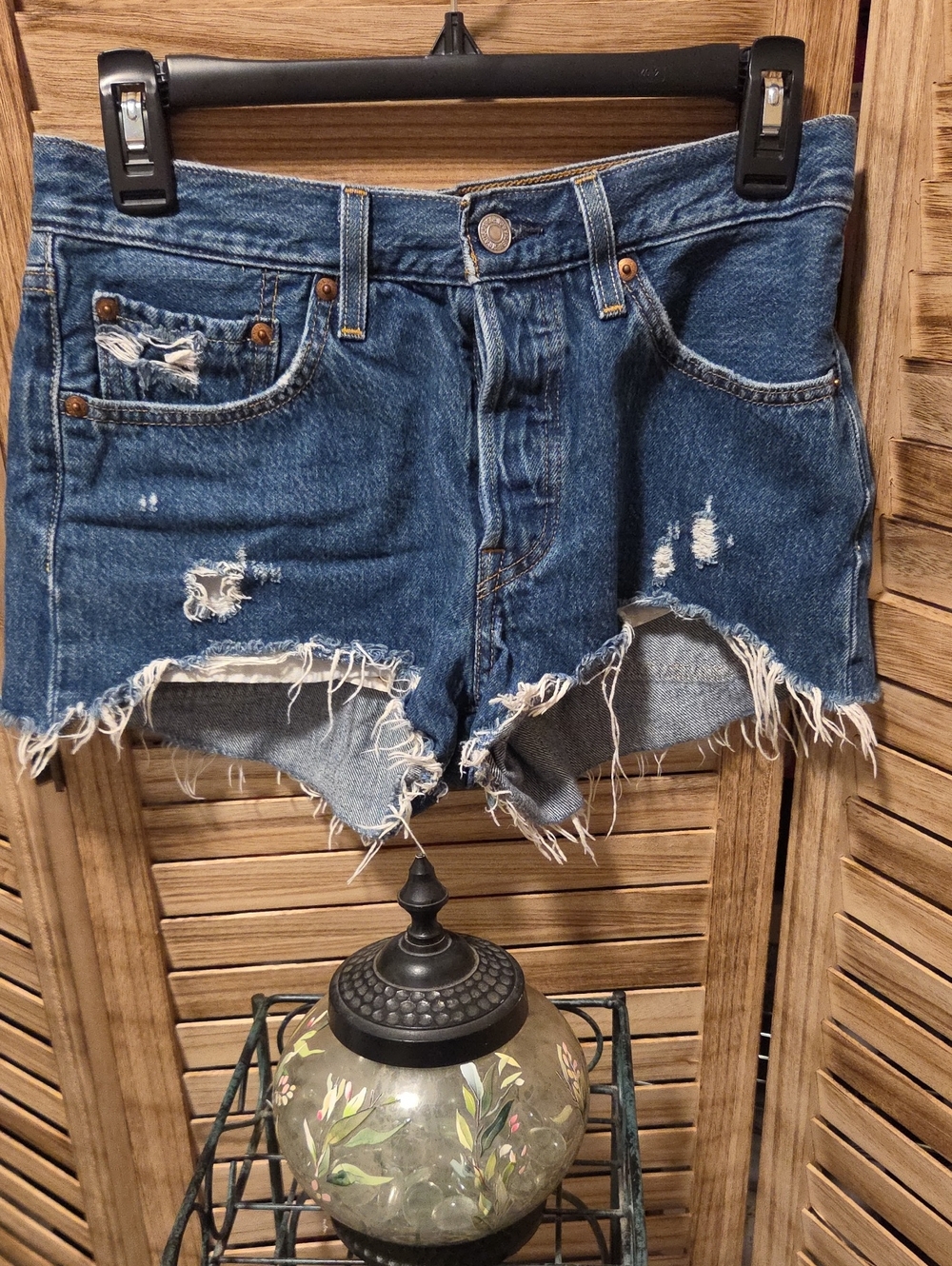 Levis 501 Jean Shorts 26 Waist